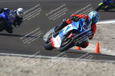 media/Nov-01-2025-TrackDaz (Sat) [[2b4d5192bc]]/A Group/12pm (Turn 2 (Outside)/